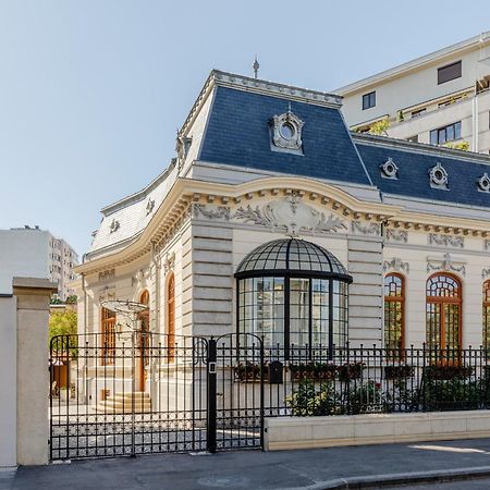 Templum Clava Hotel Bukarest Eksteriør billede