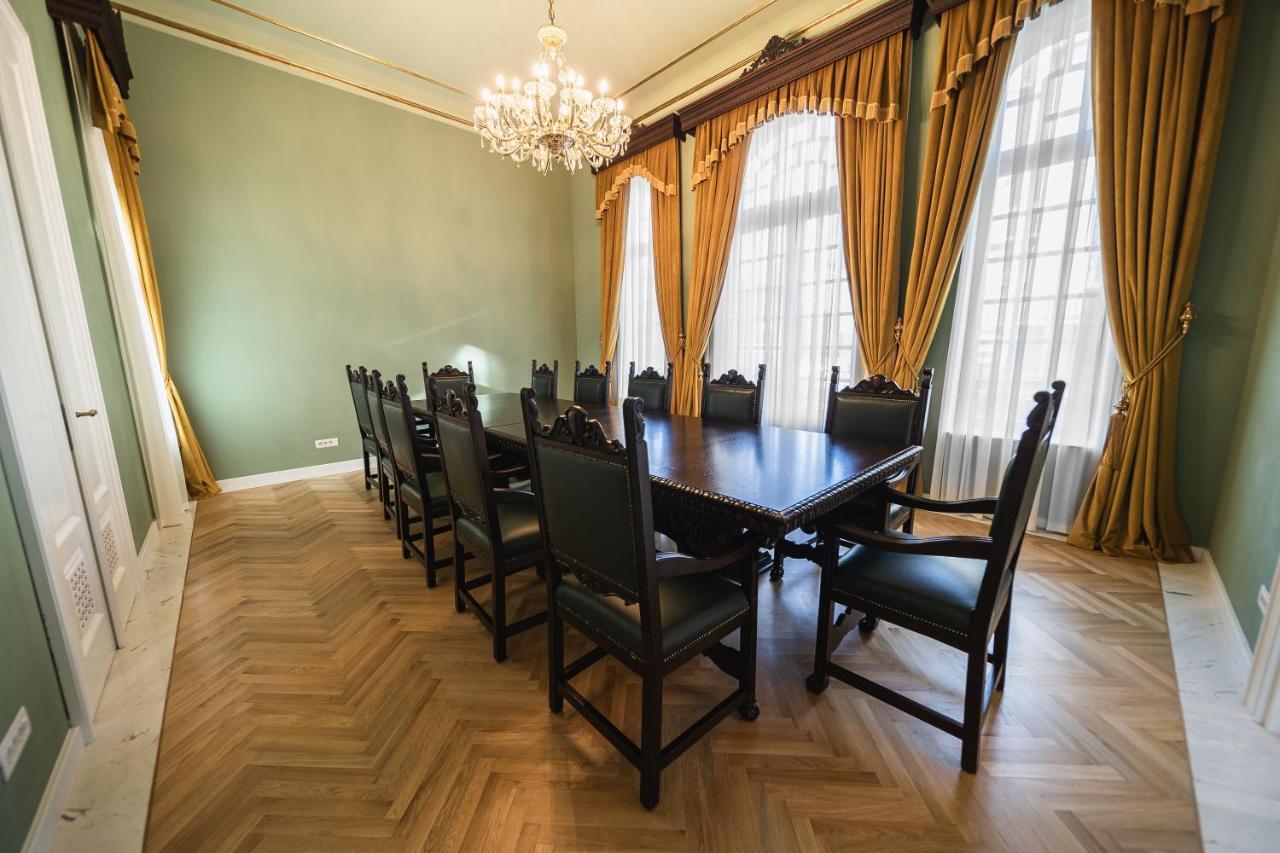 Templum Clava Hotel Bukarest Eksteriør billede