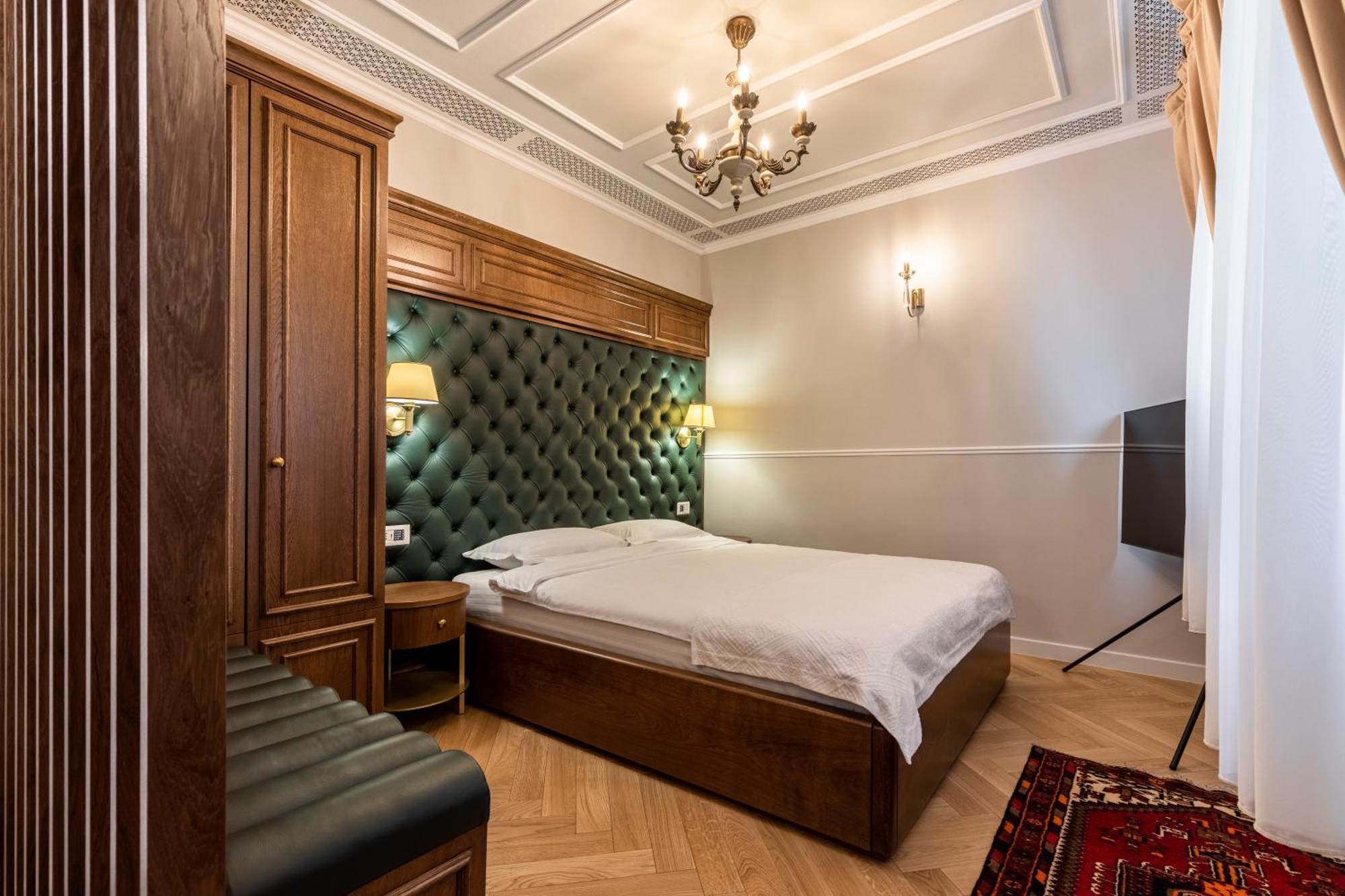 Templum Clava Hotel Bukarest Eksteriør billede